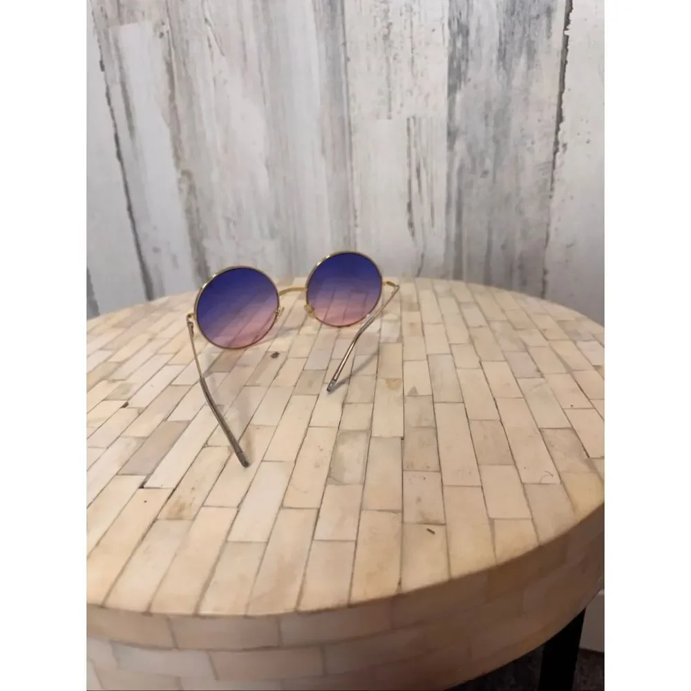 Round Gold Frame Sunglasses with Purple to Pink Ombre Lenses
